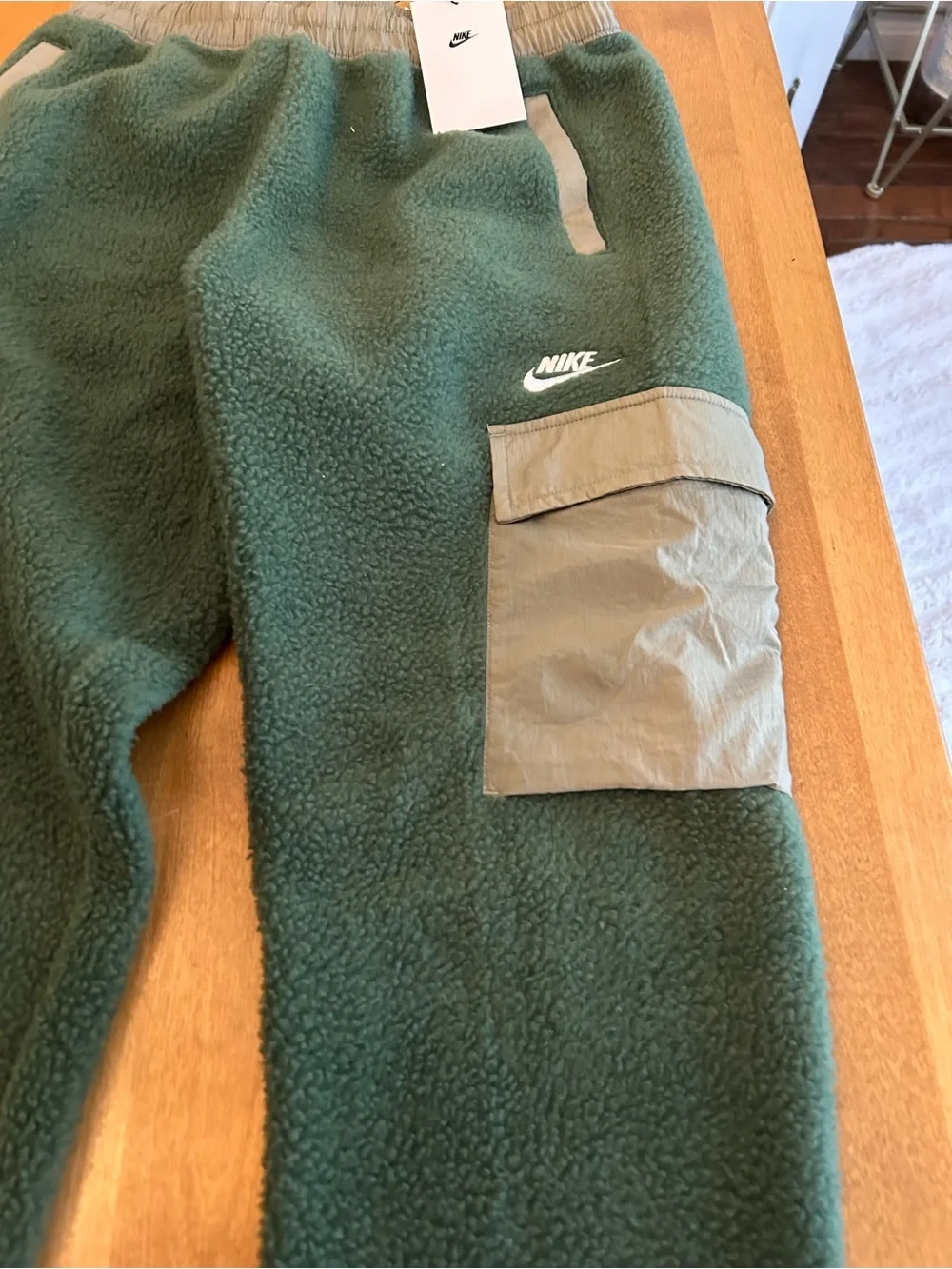 Nike soft sherpa